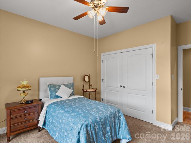 19 Pacifico Drive, Asheville, NC 28806