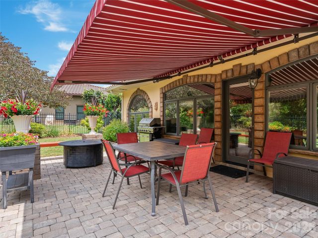 19 Pacifico Drive, Asheville, NC 28806