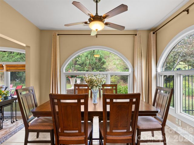 19 Pacifico Drive, Asheville, NC 28806