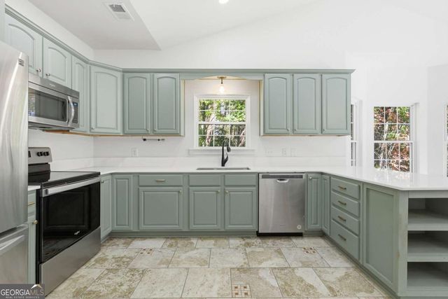 622 Spring Crest Road, Cleveland, GA 30528