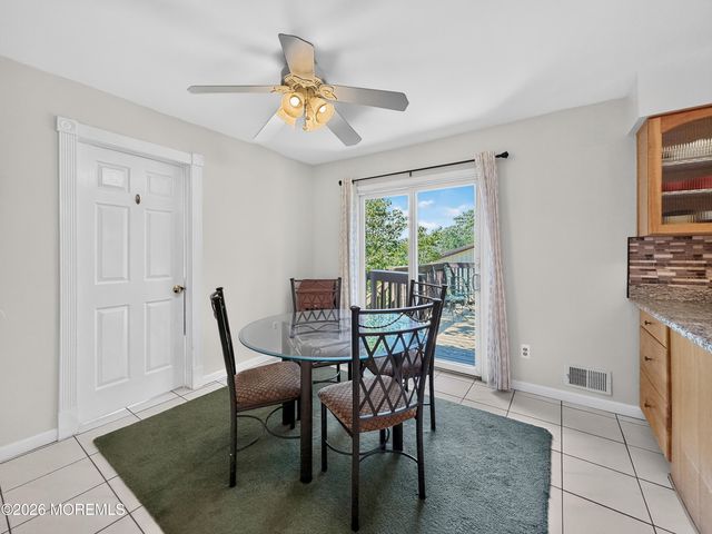 25 Rimwood Lane, Howell, NJ 07731