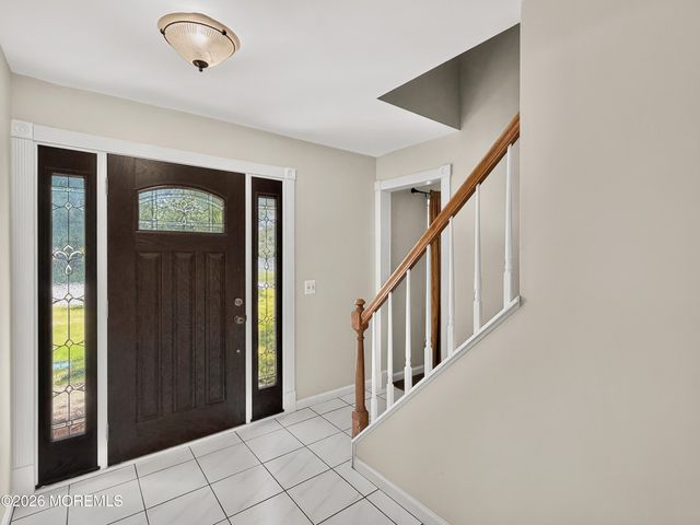 25 Rimwood Lane, Howell, NJ 07731