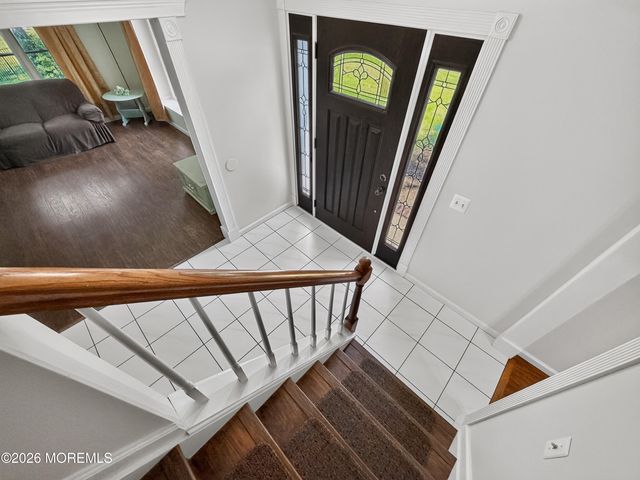 25 Rimwood Lane, Howell, NJ 07731