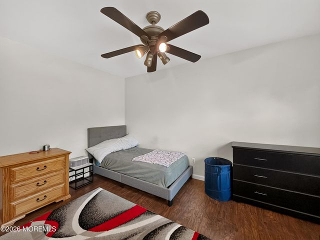 25 Rimwood Lane, Howell, NJ 07731
