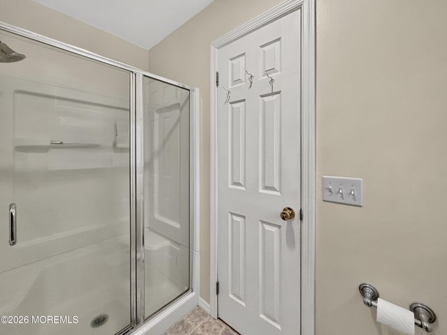 25 Rimwood Lane, Howell, NJ 07731
