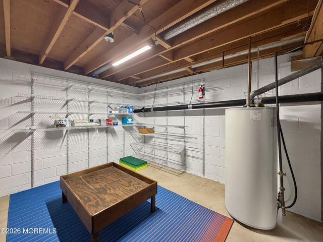 25 Rimwood Lane, Howell, NJ 07731