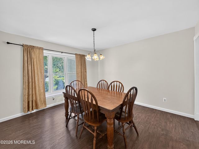 25 Rimwood Lane, Howell, NJ 07731