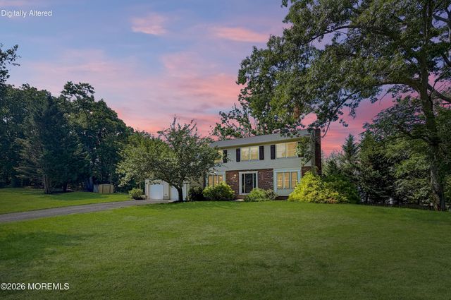 25 Rimwood Lane, Howell, NJ 07731