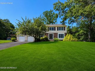 25 Rimwood Lane, Howell, NJ 07731