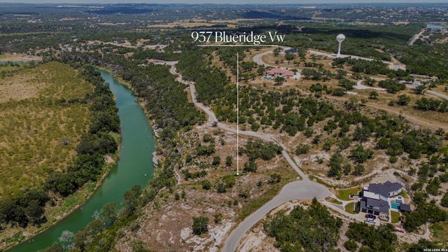 937 Blueridge Vw, Canyon Lake, TX 78133