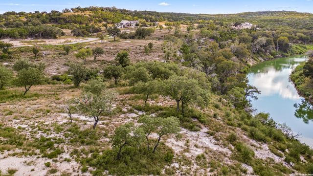 937 Blueridge Vw, Canyon Lake, TX 78133