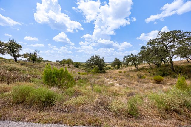 937 Blueridge Vw, Canyon Lake, TX 78133