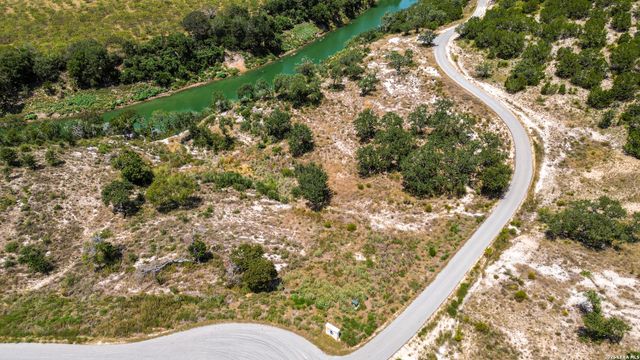 937 Blueridge Vw, Canyon Lake, TX 78133