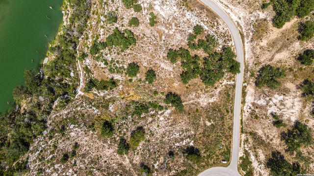 937 Blueridge Vw, Canyon Lake, TX 78133