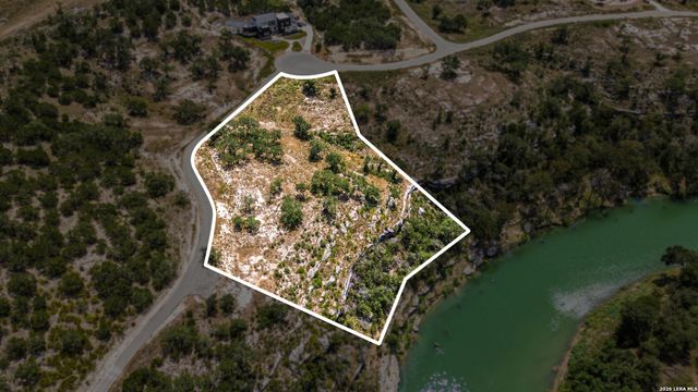 937 Blueridge Vw, Canyon Lake, TX 78133