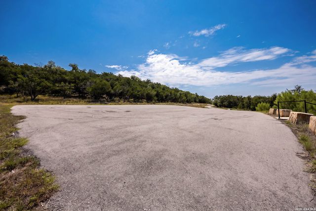 937 Blueridge Vw, Canyon Lake, TX 78133