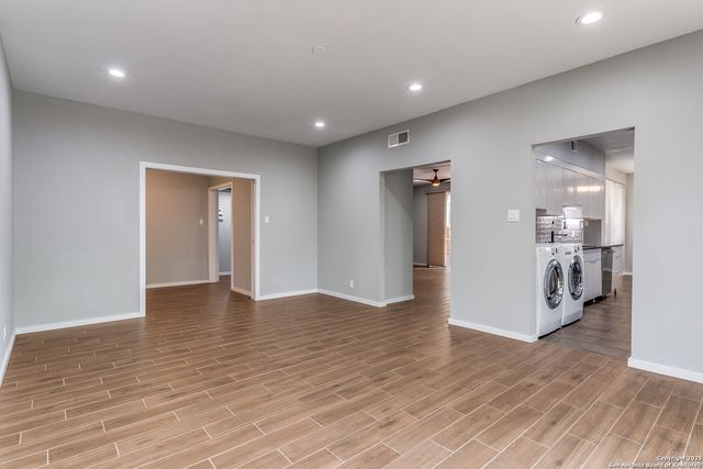 3678 Hidden Dr Apt 604, San Antonio, TX 78217