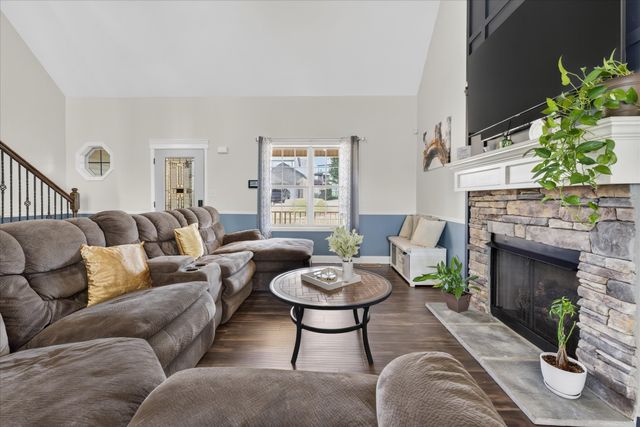 456 Mirren Cir, Clarksville, TN 37042