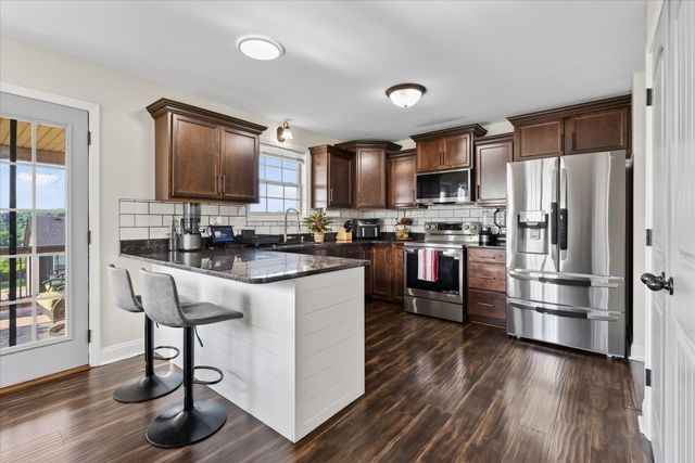 456 Mirren Cir, Clarksville, TN 37042