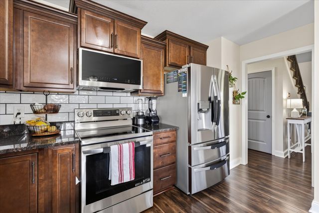 456 Mirren Cir, Clarksville, TN 37042