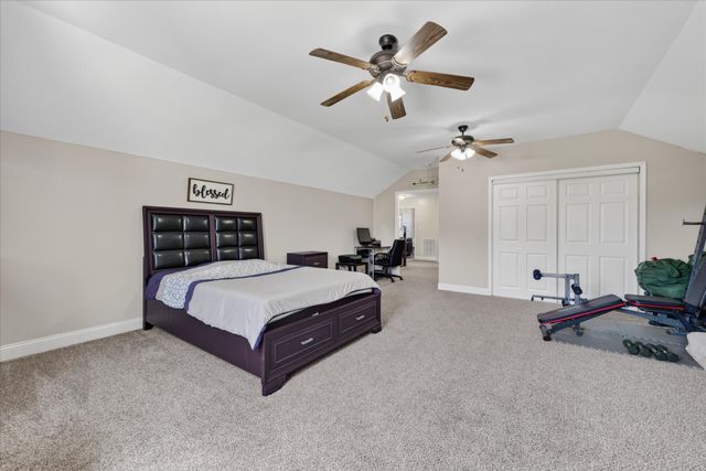 456 Mirren Cir, Clarksville, TN 37042