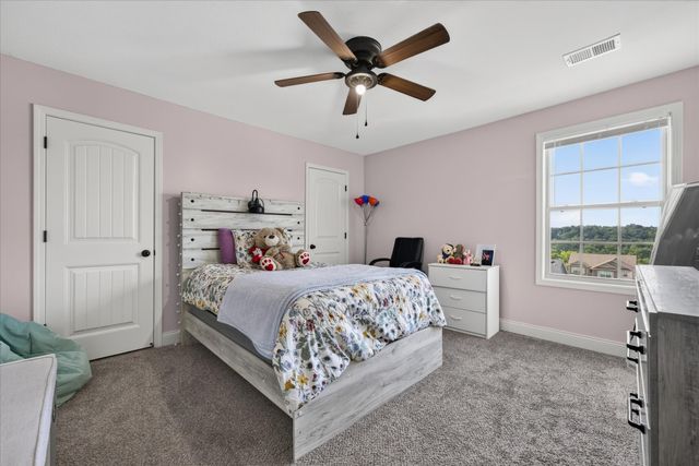 456 Mirren Cir, Clarksville, TN 37042