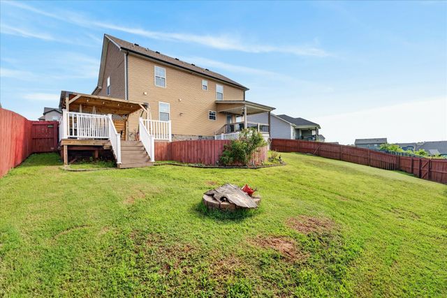 456 Mirren Cir, Clarksville, TN 37042
