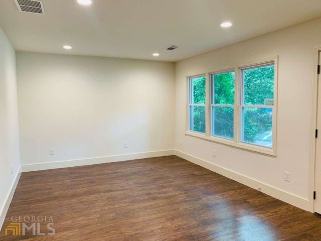 364 Brooks Avenue SW, Atlanta, GA 30310