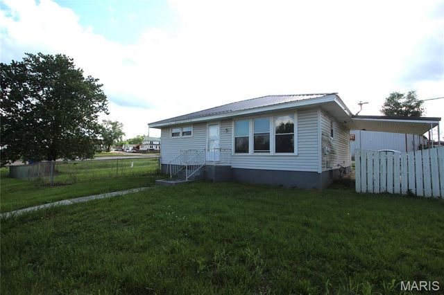 104 N Vandervoot Street, Desloge, MO 63601