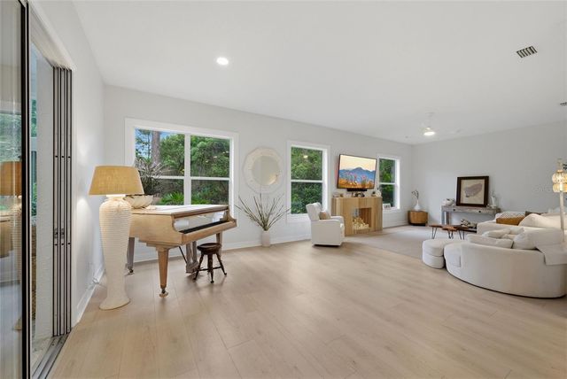 4 AUGUSTA TRAIL, Palm Coast, FL 32137