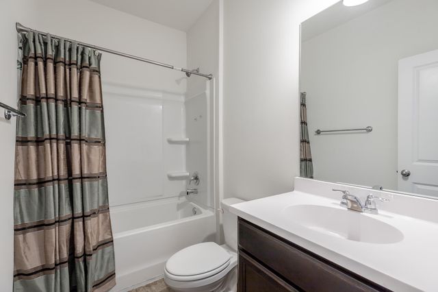 155 Browning Drive 77, Rossville, GA 30741