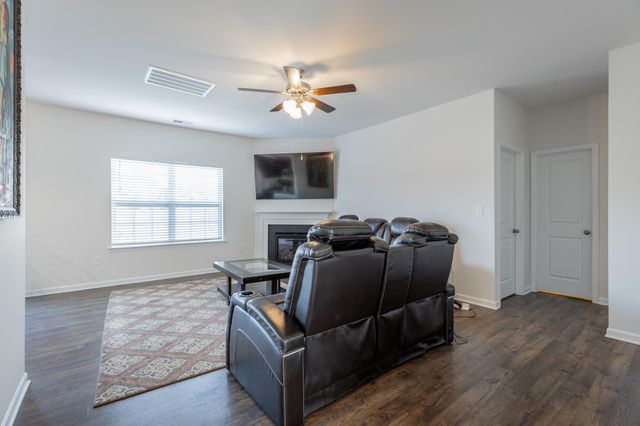 155 Browning Drive 77, Rossville, GA 30741