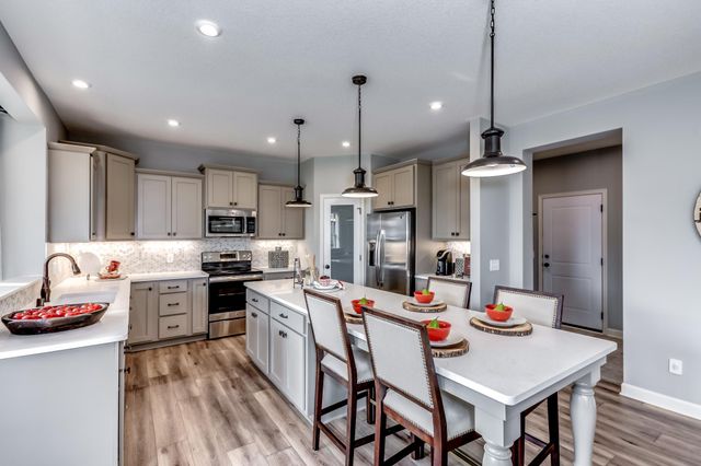 1149 Woods Creek Drive, Delano, MN 55328