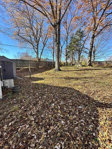 831 Lancaster Drive, South Bend, IN 46614