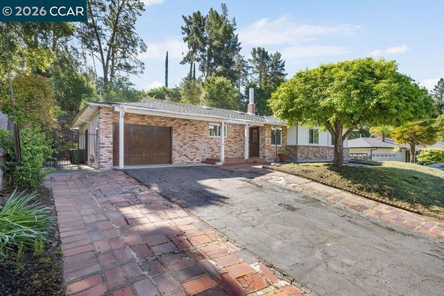 8 Ramona Drive, Orinda, CA 94563