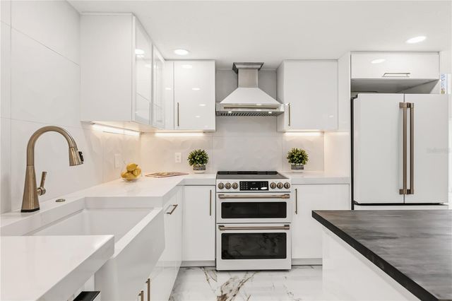 4 CHASE ROAD, Windermere, FL 34786