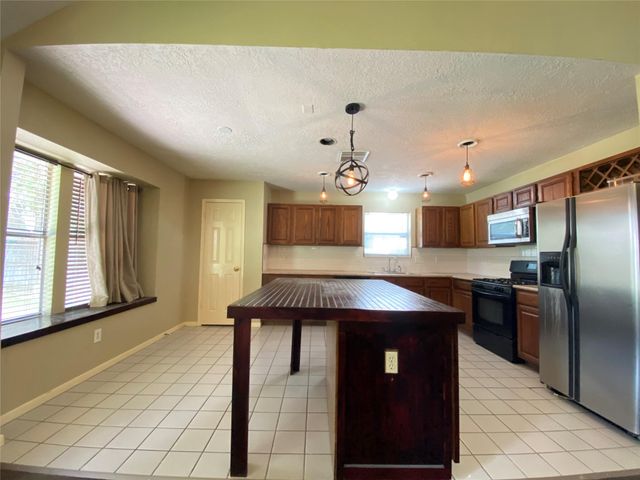 14727 Sun Harbor Drive, Houston, TX 77062