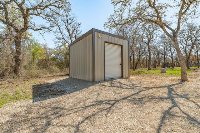 1375 County Road 253, Stephenville, TX 76401