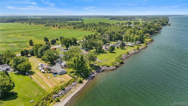 2463 Lake Road, Porter, NY 14131