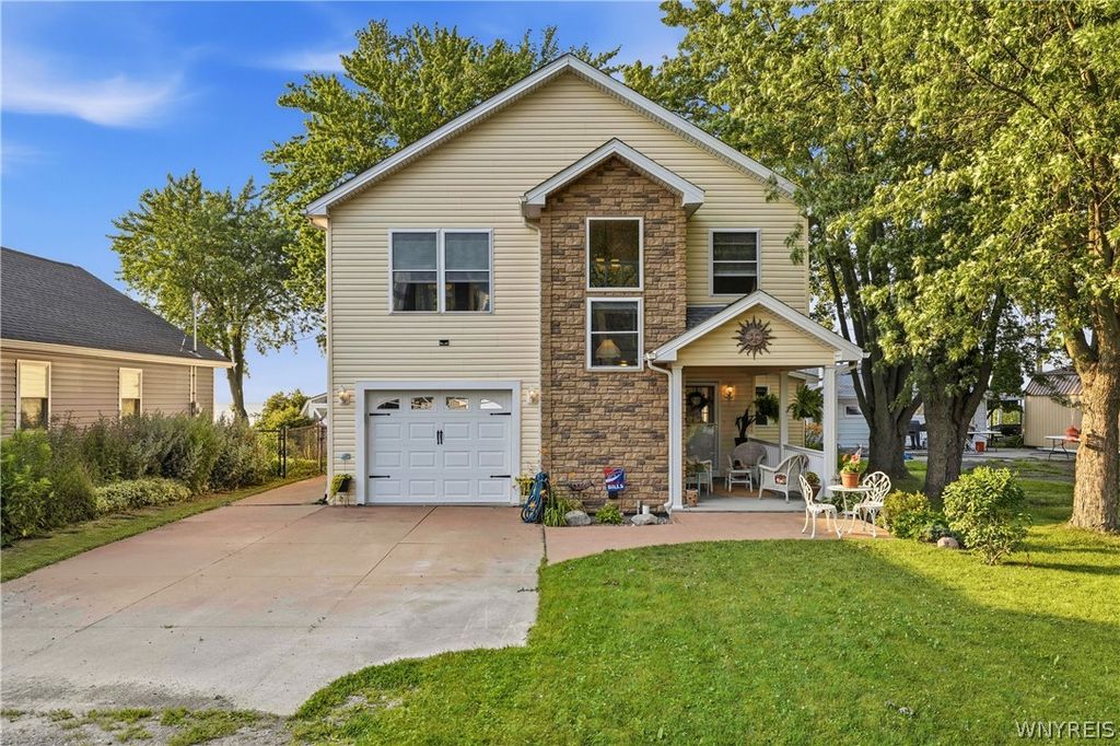 2463 Lake Road, Porter, NY 14131