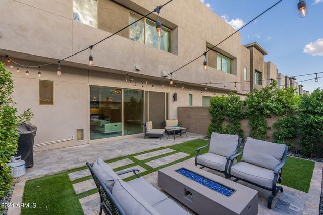 25424 N 19th Drive, Phoenix, AZ 85085