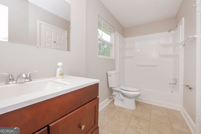 6690 Vesta Brook Drive, Morrow, GA 30260