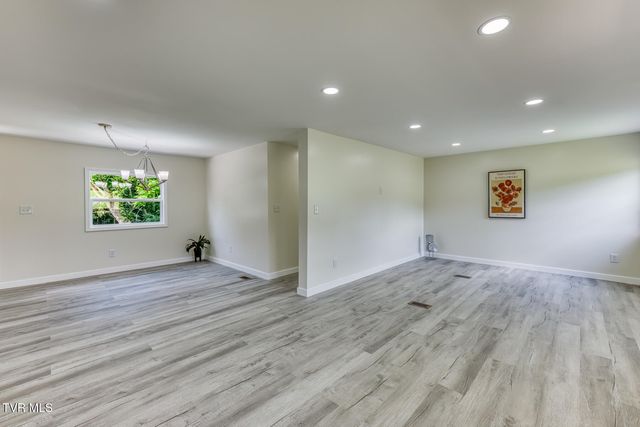 105 Pemberton Court, Bristol, TN 37620