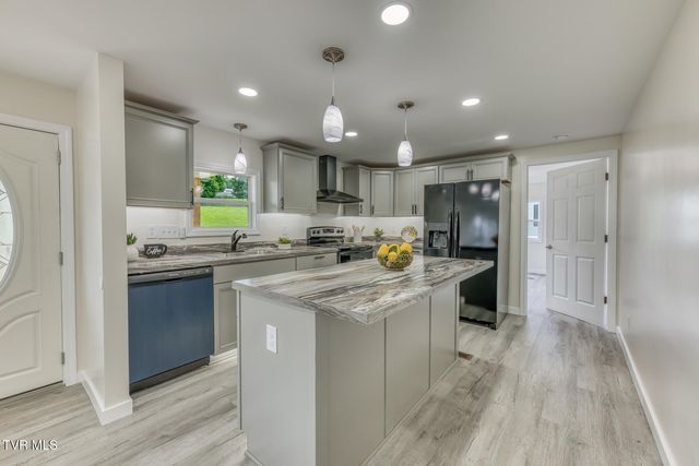 105 Pemberton Court, Bristol, TN 37620