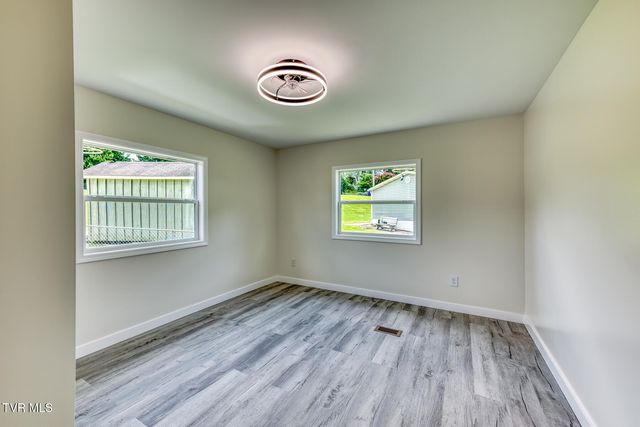 105 Pemberton Court, Bristol, TN 37620