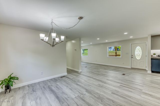 105 Pemberton Court, Bristol, TN 37620