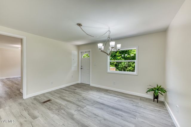 105 Pemberton Court, Bristol, TN 37620