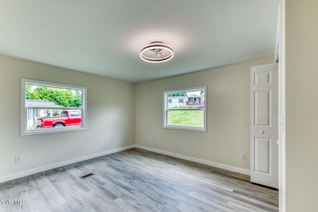 105 Pemberton Court, Bristol, TN 37620