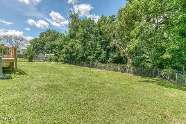 105 Pemberton Court, Bristol, TN 37620