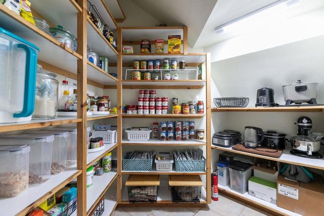 500 HILLSIDE DRIVE, Berlin, WI 54923